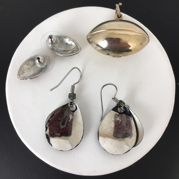 Football Jewelry Bundle Pittsburgh Steelers Earrings Football Earrings & Pendant - Picture 4 of 10